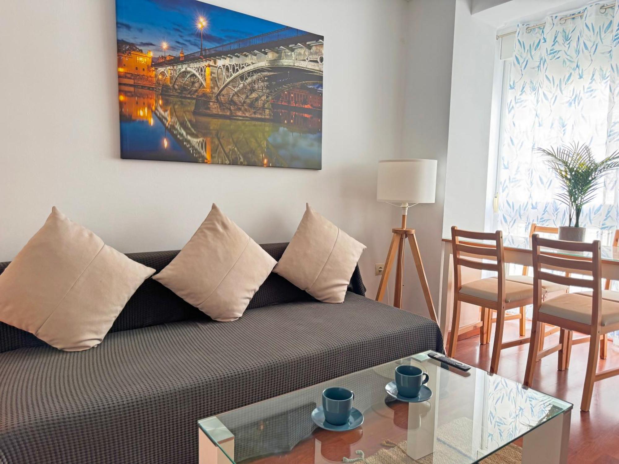 Triana Luxury Numancia Apartman Sevilla Kültér fotó