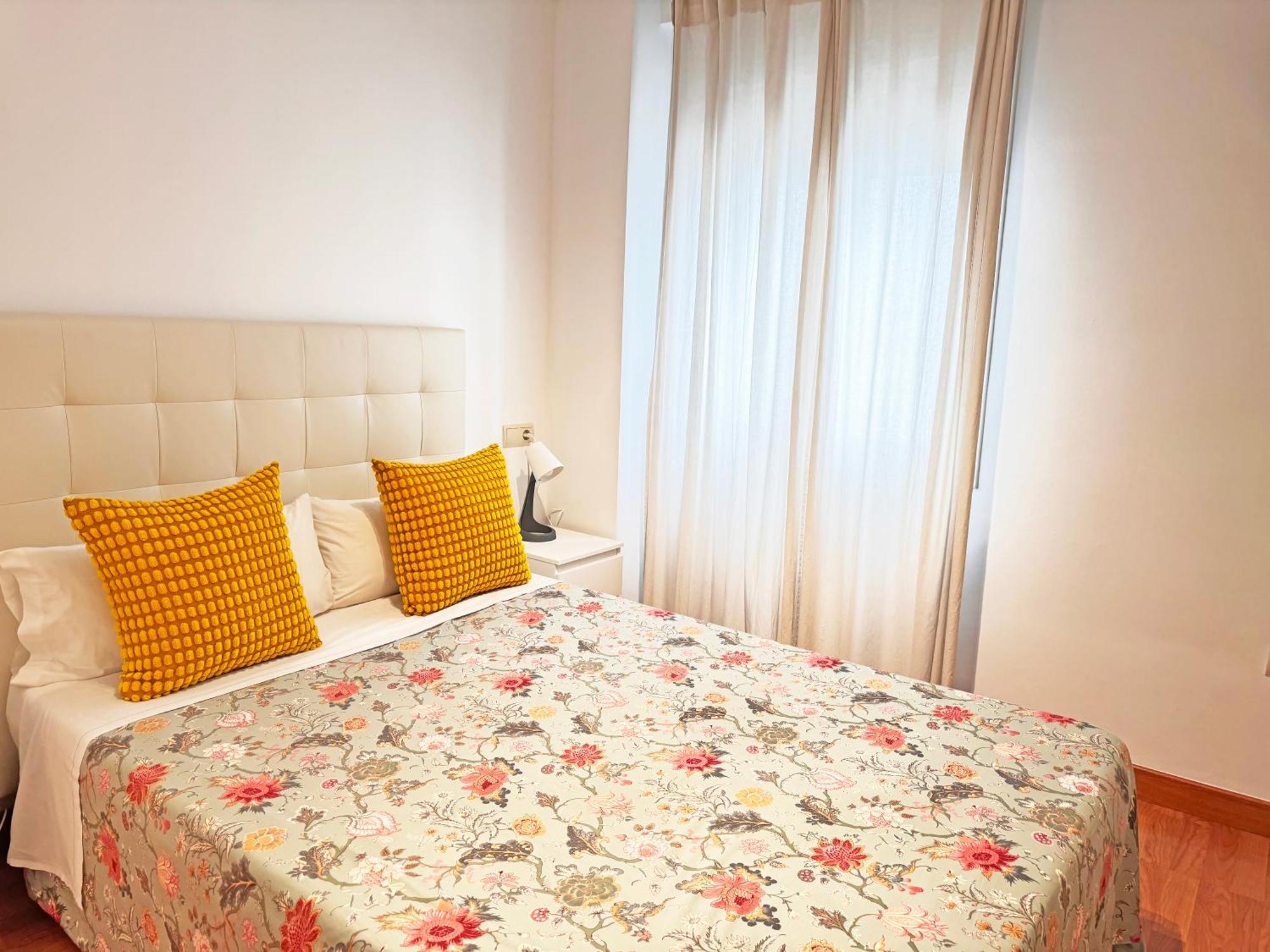 Triana Luxury Numancia Apartman Sevilla Kültér fotó